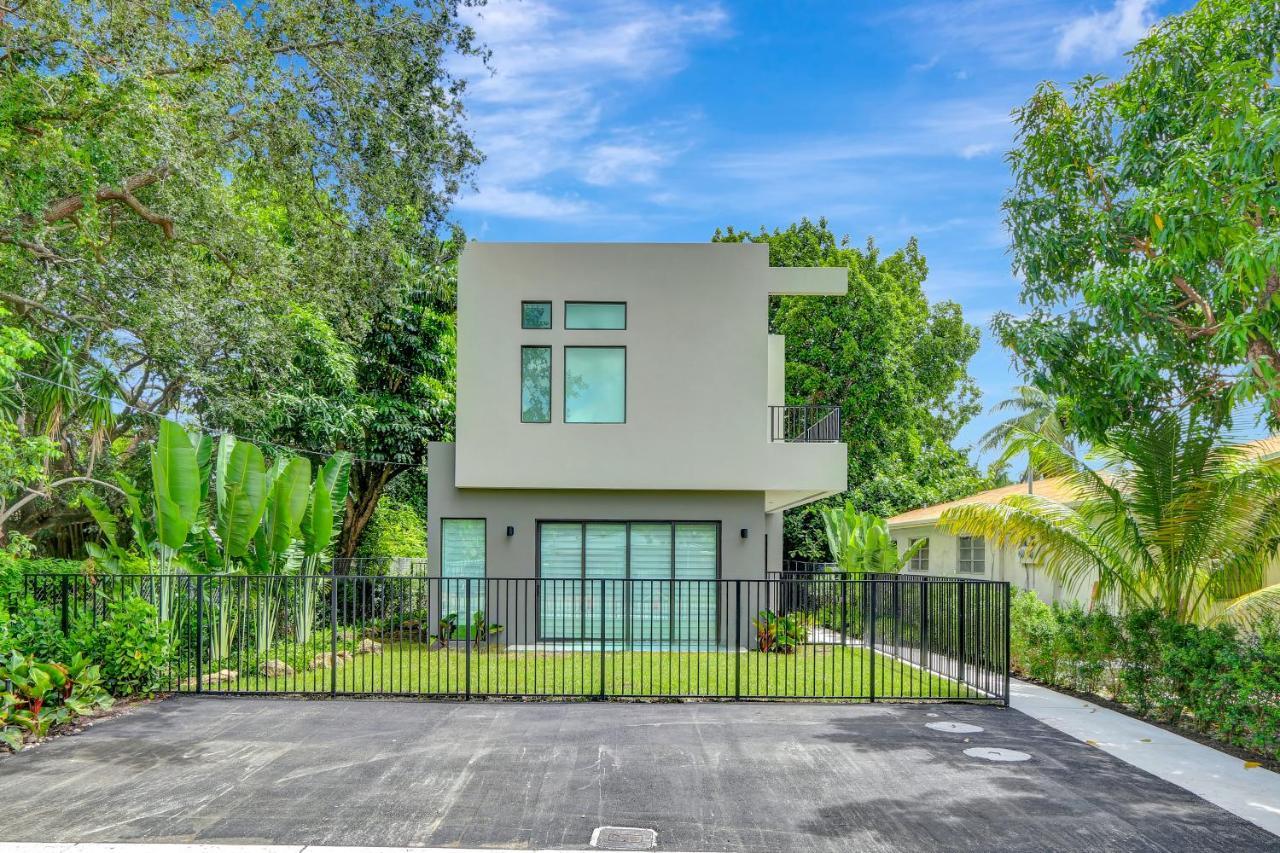 Ferienhaus Modern Design And Brand New Furniture Miami