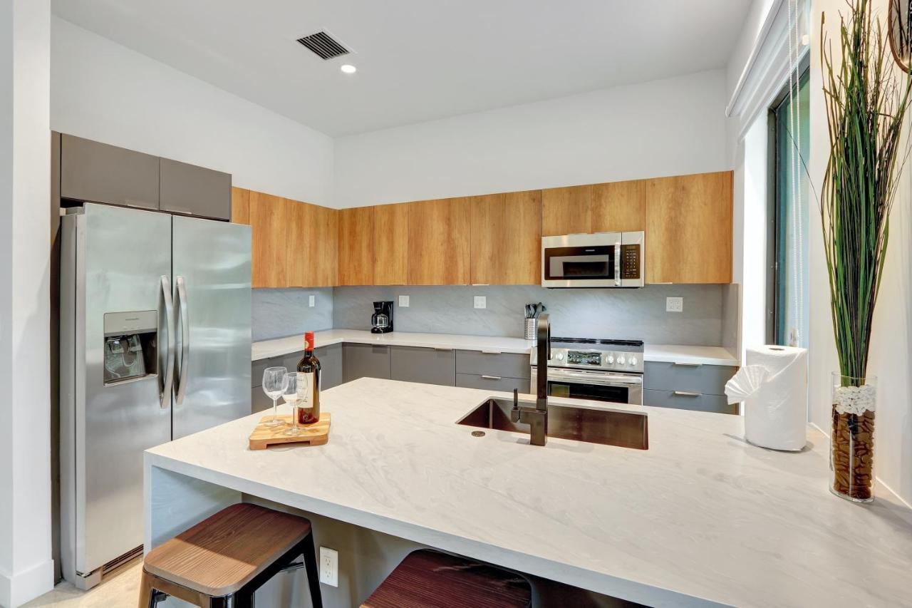 Modern Design And Brand New Furniture Ferienhaus *