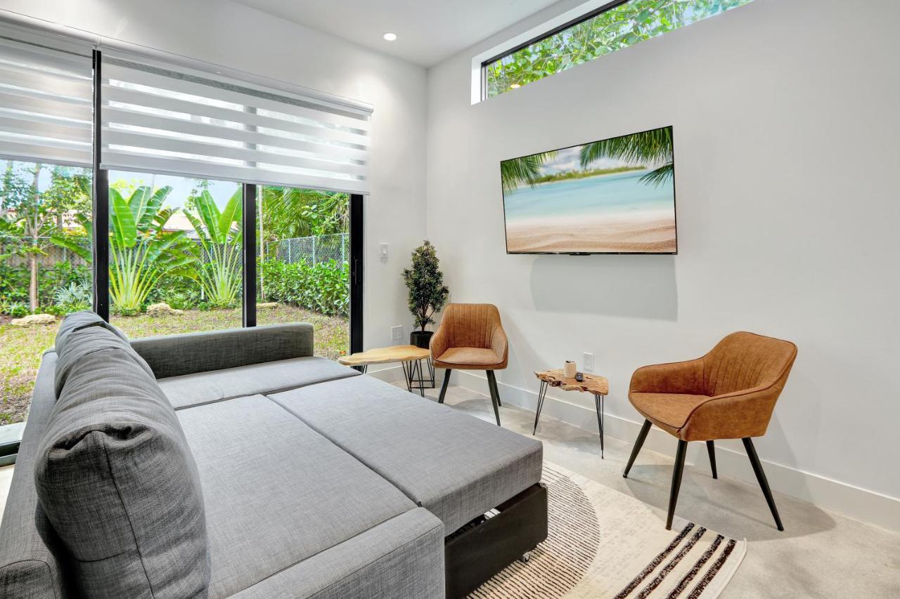 Modern Design And Brand New Furniture Ferienhaus *