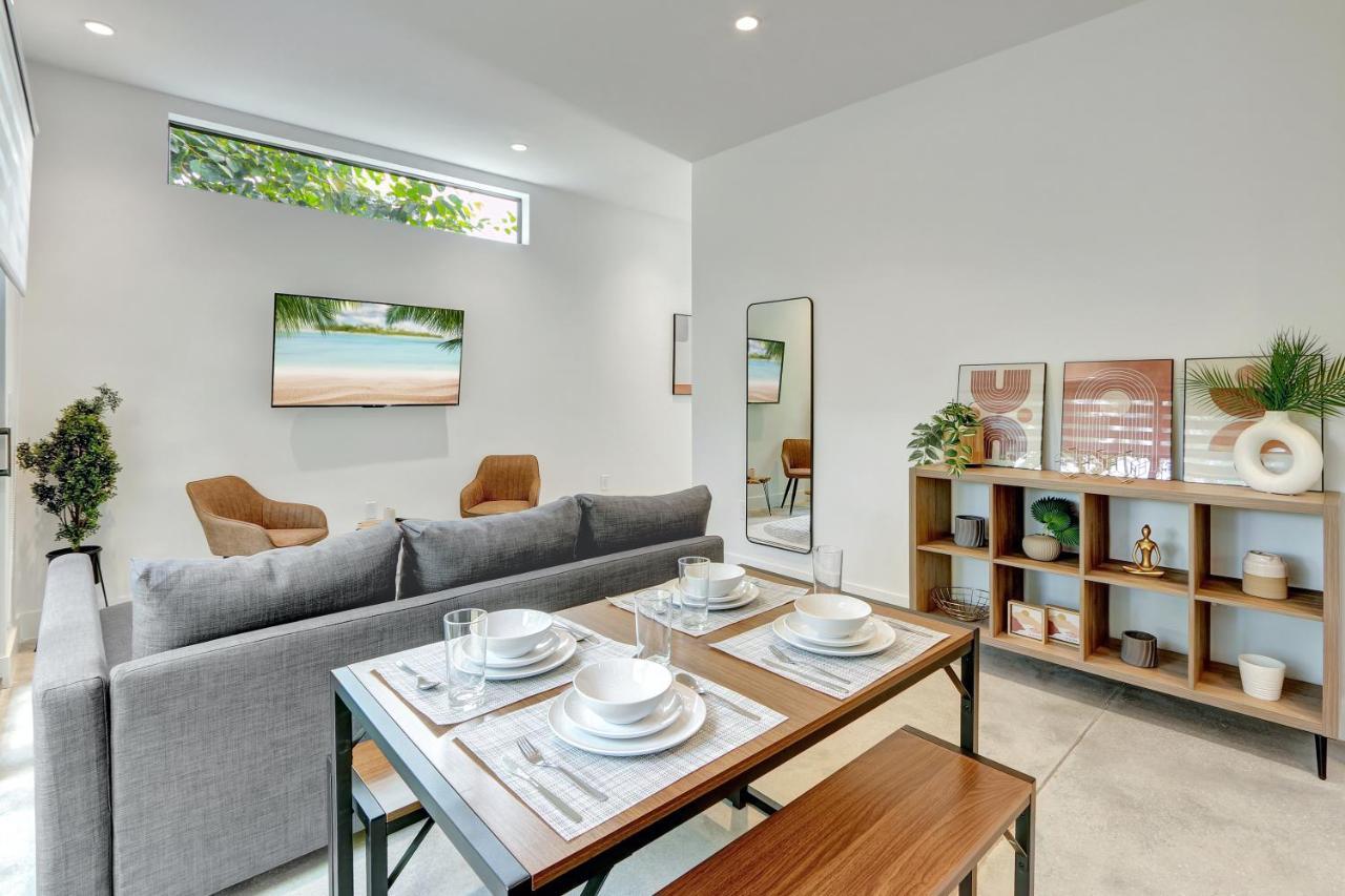 Modern Design And Brand New Furniture Ferienhaus Miami